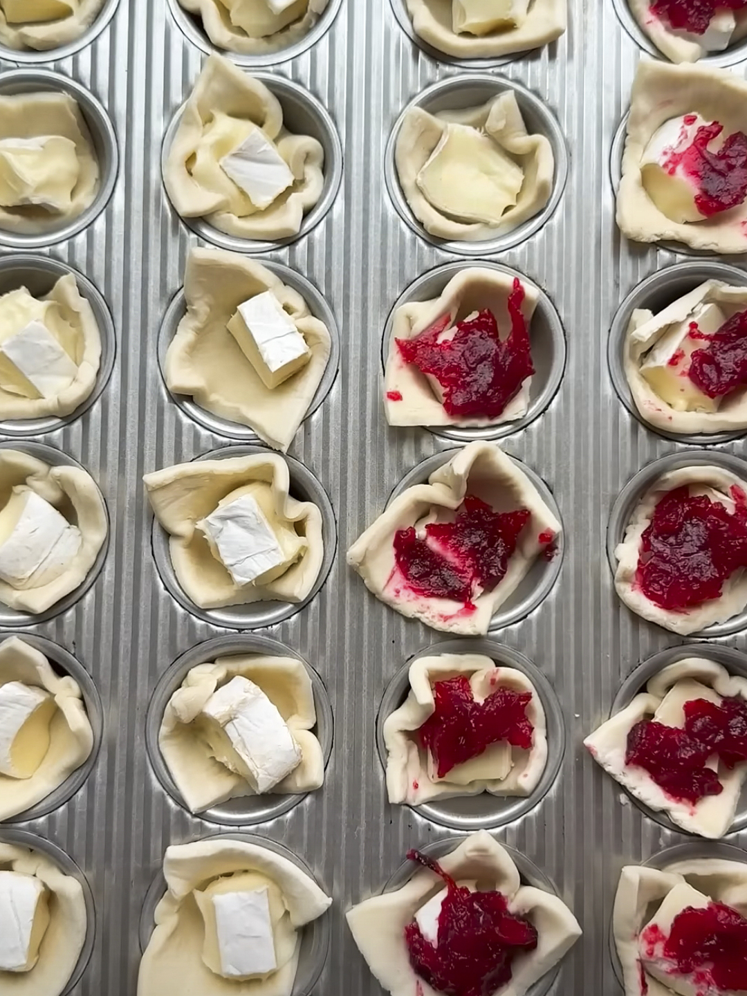 Cranberry & Brie Bites