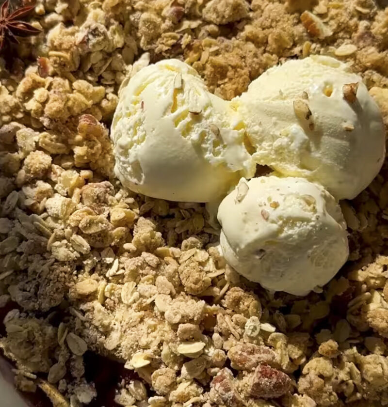 Apple Cranberry Crumble