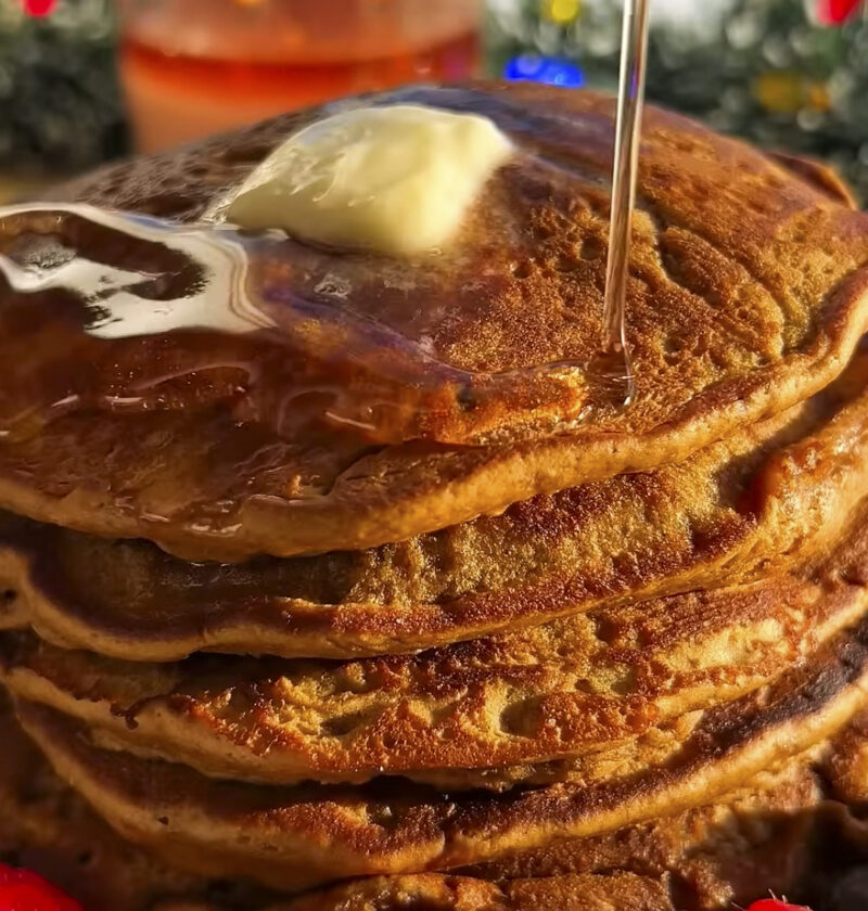 Gingerbread Pancakes